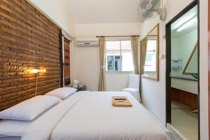 Connect Guesthouse Patong 외부 사진